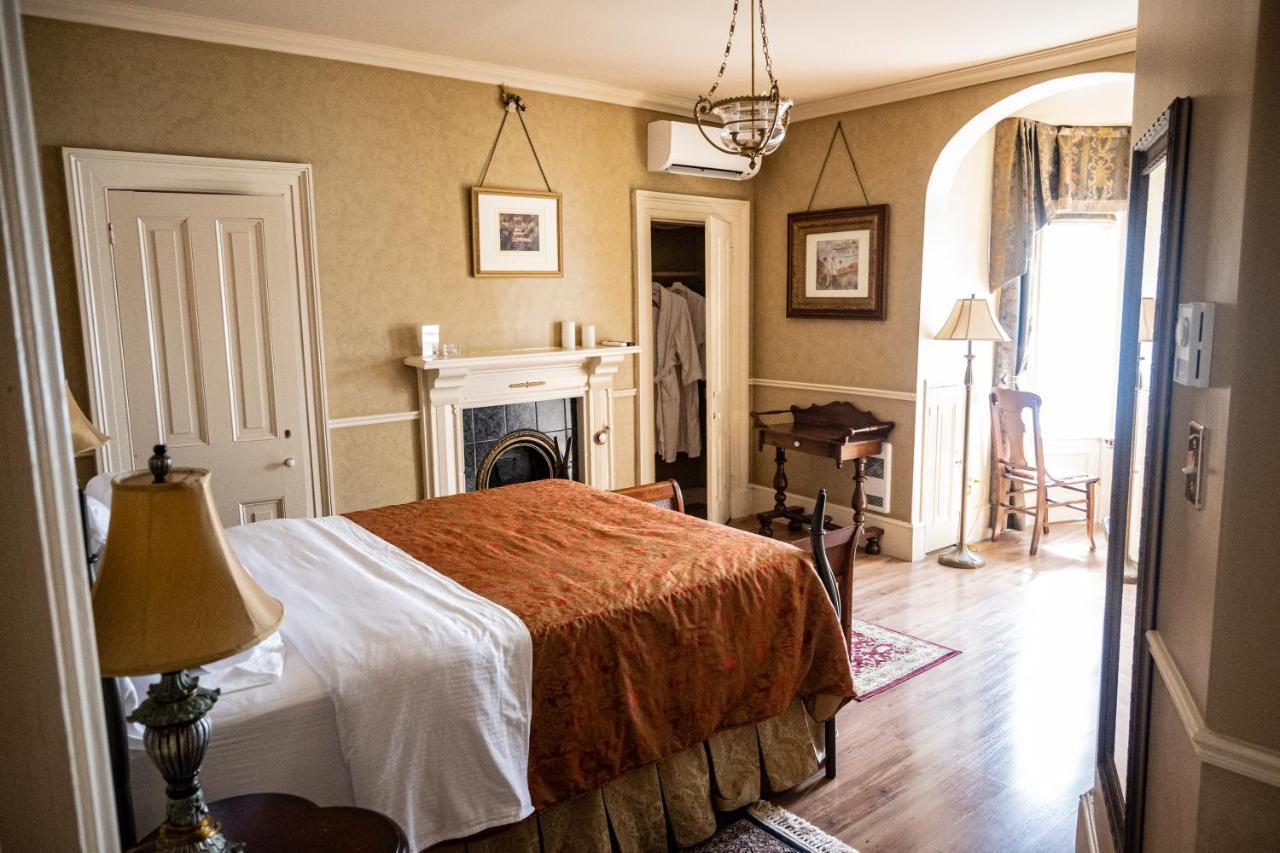 Belle View Manor Inn Harbour Grace Екстериор снимка
