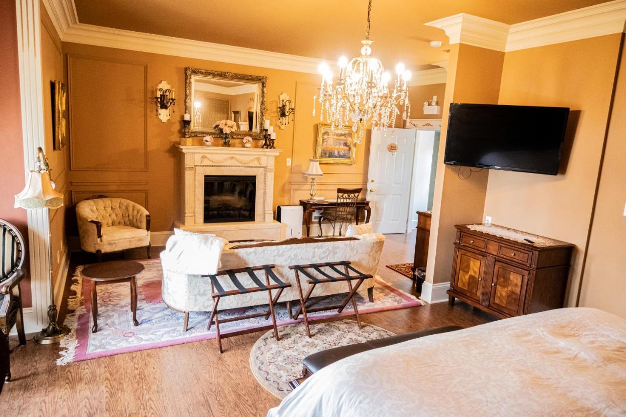 Belle View Manor Inn Harbour Grace Екстериор снимка
