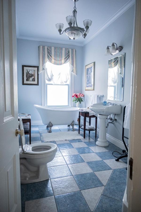 Belle View Manor Inn Harbour Grace Екстериор снимка