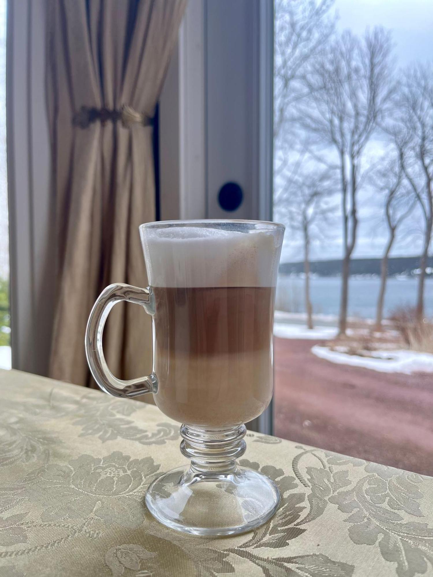 Belle View Manor Inn Harbour Grace Екстериор снимка